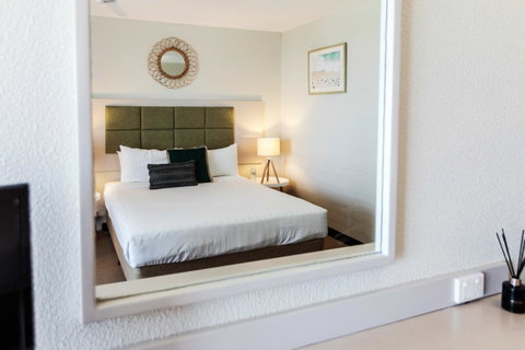Greenmount Beach House - Accommodation Burleigh 7