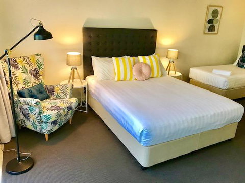 Greenmount Beach House - Accommodation Burleigh 29