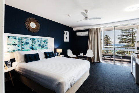 Greenmount Beach House - Accommodation Burleigh 2
