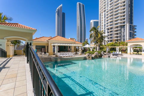 Mantra Towers Of Chevron - Accommodation Burleigh 11