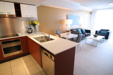Mantra Towers Of Chevron - Accommodation Burleigh 13