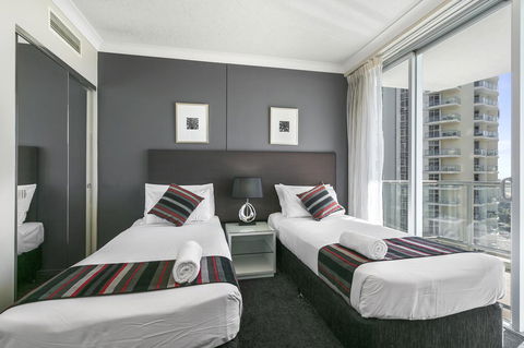 Mantra Towers Of Chevron - Accommodation Burleigh 21