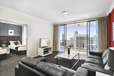 Mantra Towers Of Chevron - Accommodation Burleigh 20