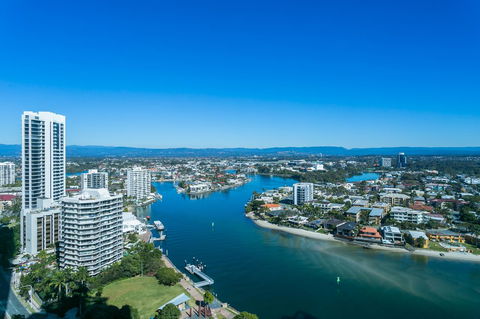 Mantra Towers Of Chevron - Accommodation Burleigh 12