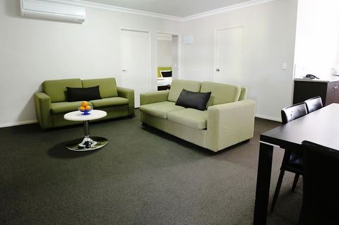Drovers Motor Inn - Accommodation Burleigh 11