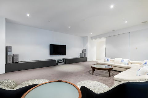 Q1 Resort & Spa - Official - Accommodation Burleigh 41