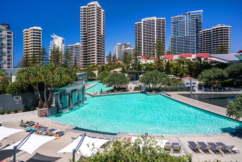Q1 Resort & Spa - Official - Accommodation Burleigh 3