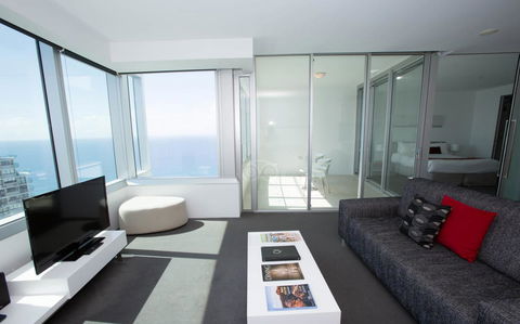 Q1 Resort & Spa - Official - Accommodation Burleigh 10