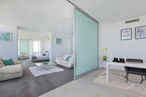 Q1 Resort & Spa - Official - Accommodation Burleigh 40