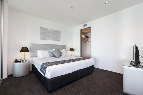 Q1 Resort & Spa - Official - Accommodation Burleigh 33