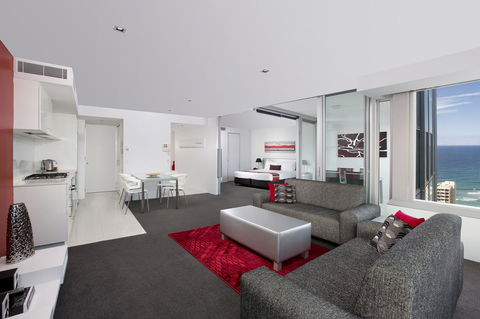 Q1 Resort & Spa - Official - Accommodation Burleigh 27