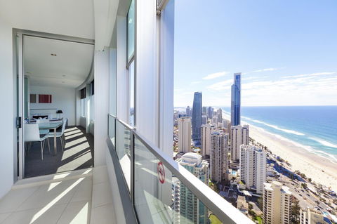 Q1 Resort & Spa - Official - Accommodation Burleigh 5