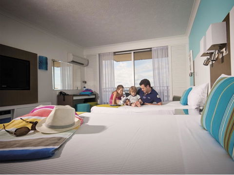 Sea World Resort - Accommodation Burleigh 3