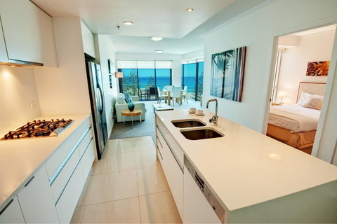 Reflections Tower Two - Accommodation Burleigh 15