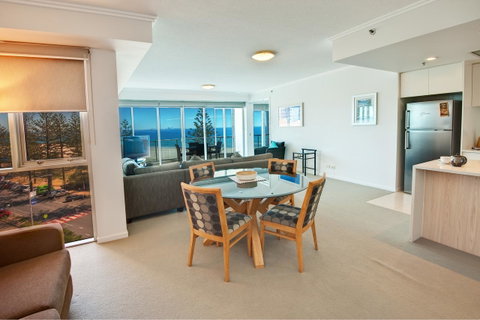 Reflections Tower Two - Accommodation Burleigh 10