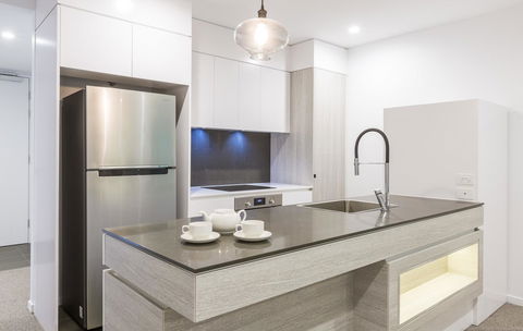 Boardwalk Burleigh Beach - Official - Accommodation Burleigh 21