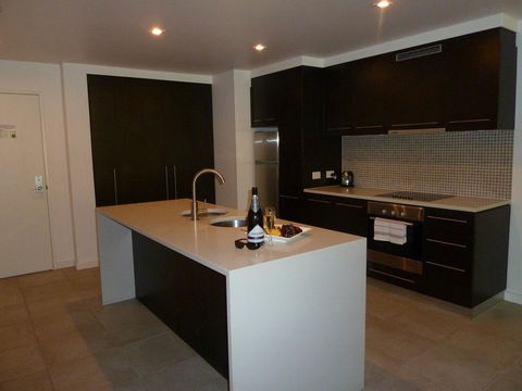 Penthouse 239 At See Temple Port Douglas - Accommodation Burleigh 3