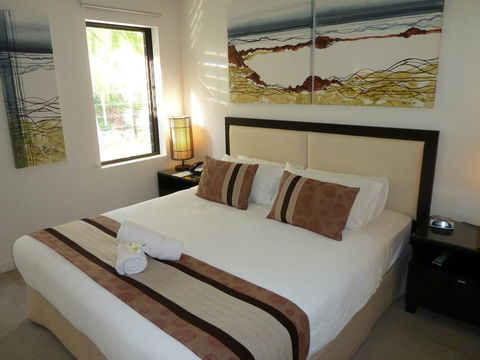 Penthouse 239 At See Temple Port Douglas - Accommodation Burleigh 9