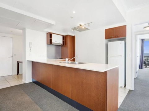 Beach Stay - Ocean & Riverview Resort Chevron Renaissance Central Surfers Paradise - Accommodation Burleigh 11