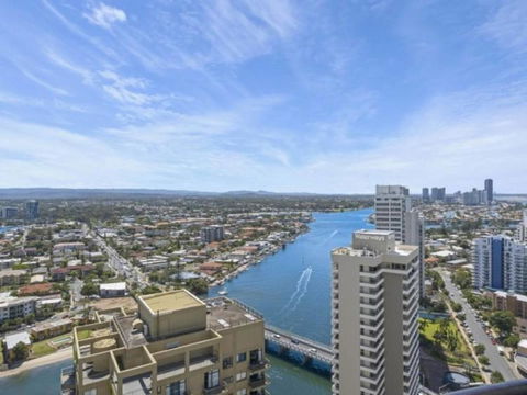 Beach Stay - Ocean & Riverview Resort Chevron Renaissance Central Surfers Paradise - Accommodation Burleigh 15