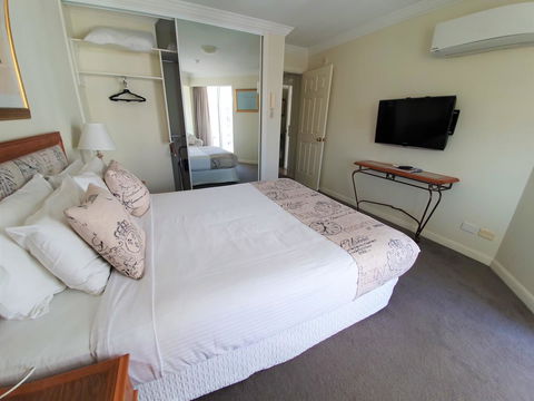 Broadbeach Holiday Apartments - Accommodation Burleigh 13