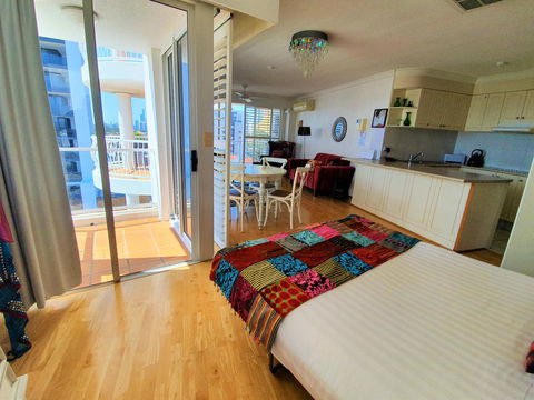 Broadbeach Holiday Apartments - Accommodation Burleigh 25
