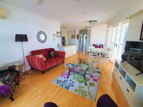 Broadbeach Holiday Apartments - Accommodation Burleigh 22