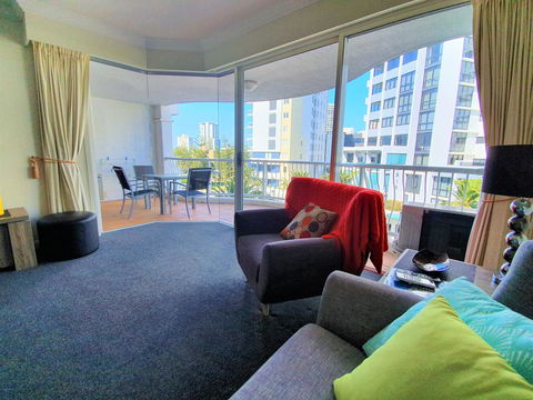 Broadbeach Holiday Apartments - Accommodation Burleigh 3