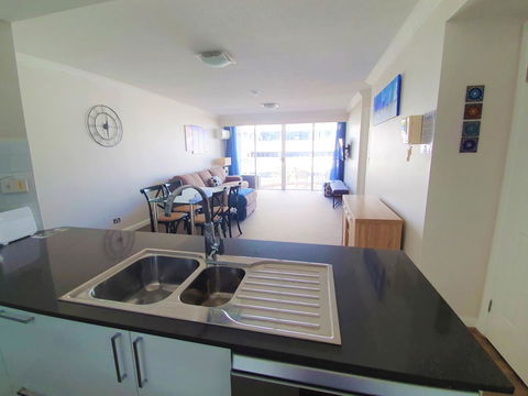 Broadbeach Holiday Apartments - Accommodation Burleigh 11