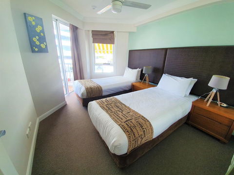 Broadbeach Holiday Apartments - Accommodation Burleigh 7