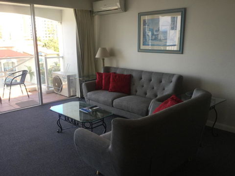 Broadbeach Holiday Apartments - Accommodation Burleigh 37
