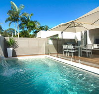 Beach House on Tradewinds Avenue - Accommodation Burleigh