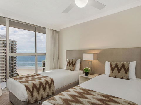 Sunbird Beach Resort Main Beach - Accommodation Burleigh 23