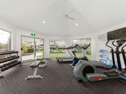 Sunbird Beach Resort Main Beach - Accommodation Burleigh 40