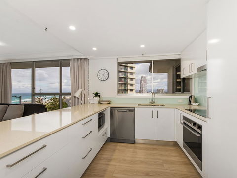 Sunbird Beach Resort Main Beach - Accommodation Burleigh 35