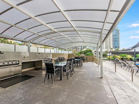 Sunbird Beach Resort Main Beach - Accommodation Burleigh 39