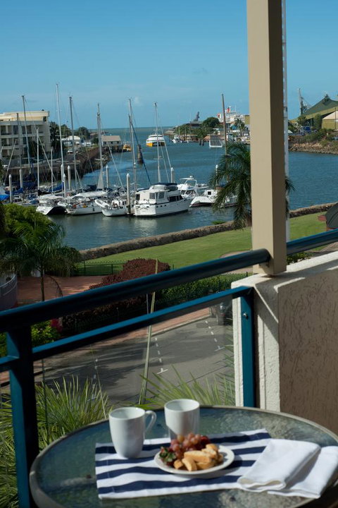 Park Regis Anchorage - Accommodation Burleigh 4