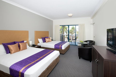 Park Regis Anchorage - Accommodation Burleigh 12