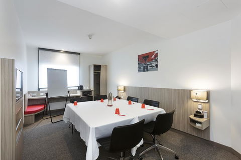 Ibis Mackay - Accommodation Burleigh 40
