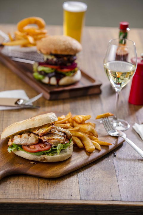Ibis Mackay - Accommodation Burleigh 17