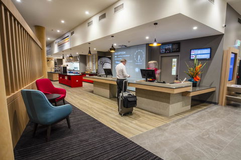 Ibis Mackay - Accommodation Burleigh 6