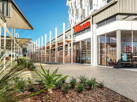 Ibis Mackay - Accommodation Burleigh 0