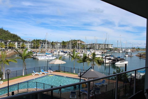 Beachside Apartment 17 - Accommodation Burleigh 0