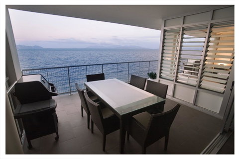 1 Bright Point Apartment 5201 - Accommodation Burleigh 5