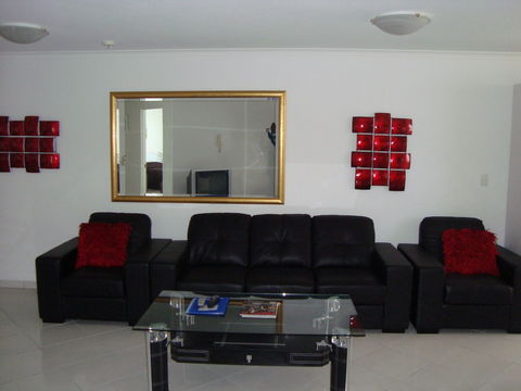 Grosvenor Beachfront Apartments Surfers Paradise - Accommodation Burleigh 27