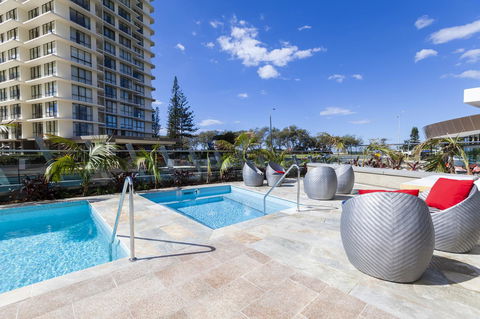 Rhapsody Resort - Official - Accommodation Burleigh 35