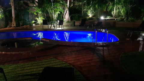 Sanctuary Beach Retreat - Accommodation Burleigh 21