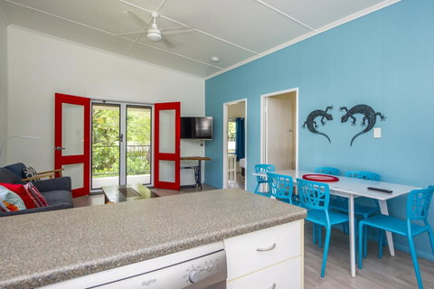 Kooyong Apartment 8 - Accommodation Burleigh 5