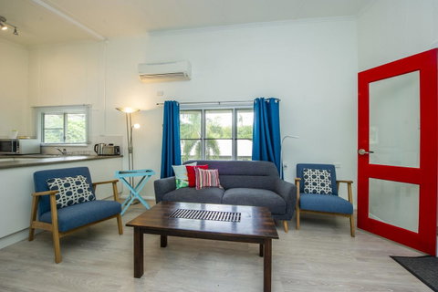 Kooyong Apartment 8 - Accommodation Burleigh 1