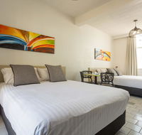 Nightcap at Emerald Star Hotel - Accommodation Burleigh